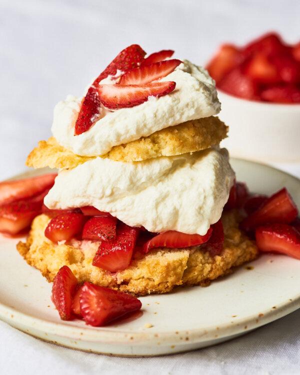 This Top-Rated Strawberry Shortcake Never Disappoints