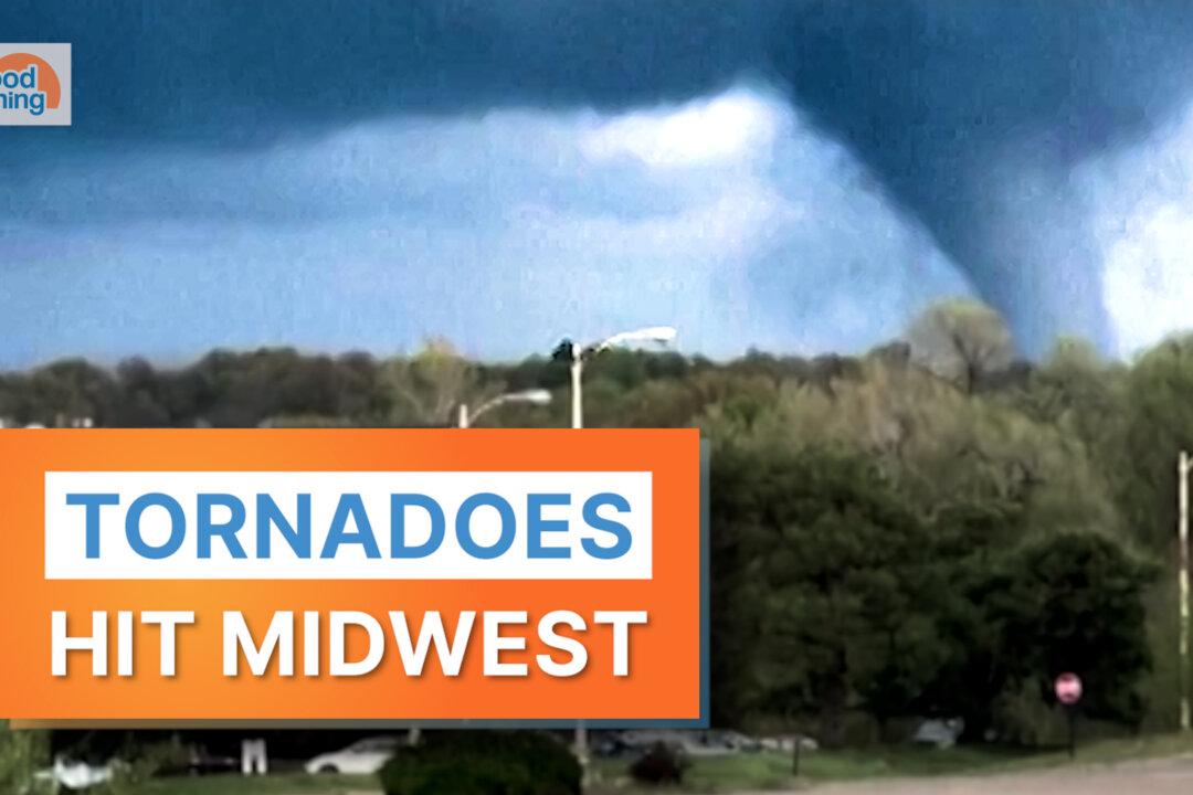 Twisters Slam Midwest, 5 Dead Including Baby; Pro-Palestine and Pro-Israel Protesters Clash at UCLA | NTD Good Morning (April 29)