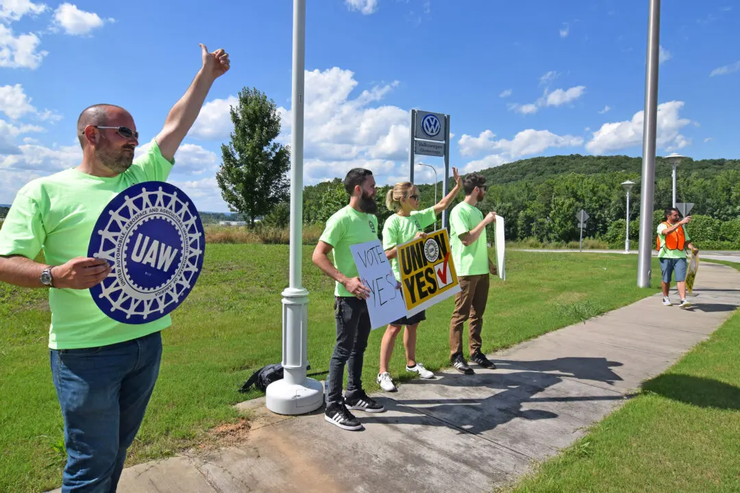 Chattanooga Volkswagen Workers Embrace Union in Historic Vote as UAW Sets Its Sights on the South