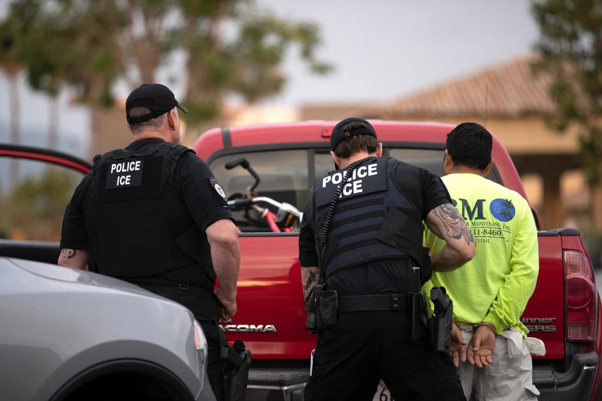 Texas, Louisiana Sue Biden Admin for Its Alleged Refusal to Take Custody of Criminal Illegal Immigrants