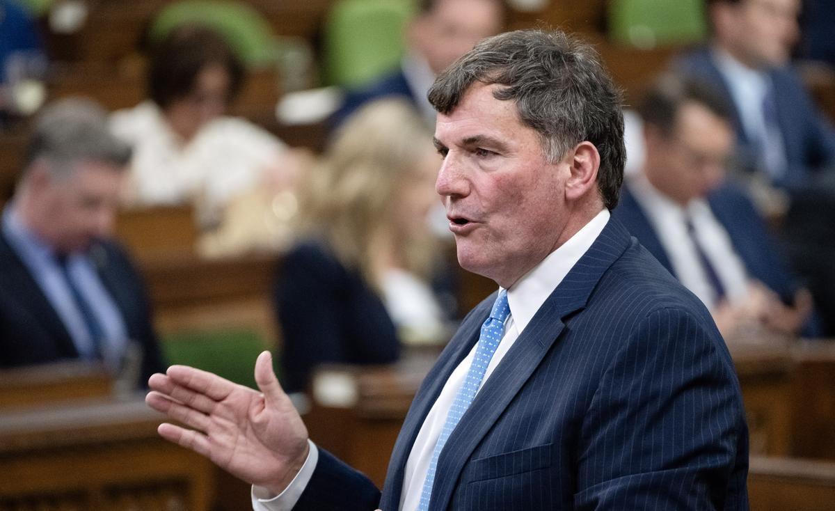 Federal Government Reviewing How Toronto Terror Suspects Arrived to Canada