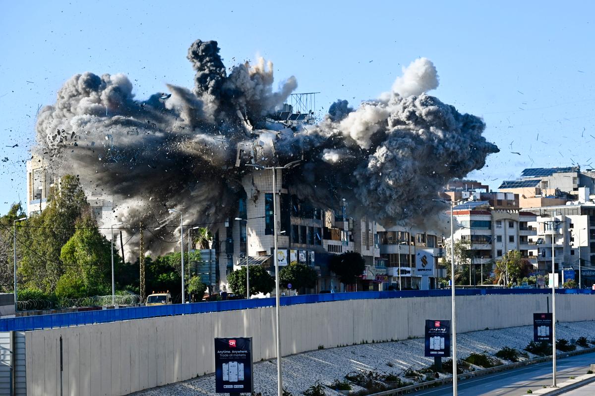 Israel, US Discuss Possible Week-Long Ceasefire With Hezbollah