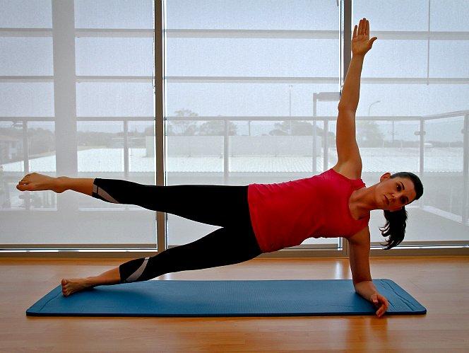 Move of the Week: Side Plank With Leg Lift