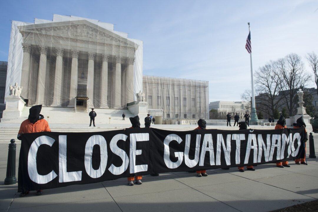 Guantanamo Bay Prison Should be Closed, Obama Says