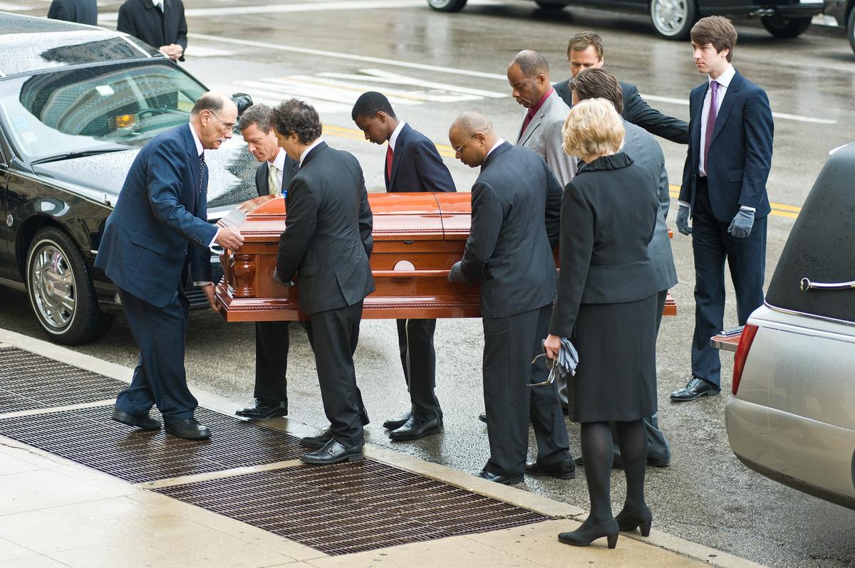 Ebert Funeral Protest Doesn’t Happen; Critic Celebrated at Wake