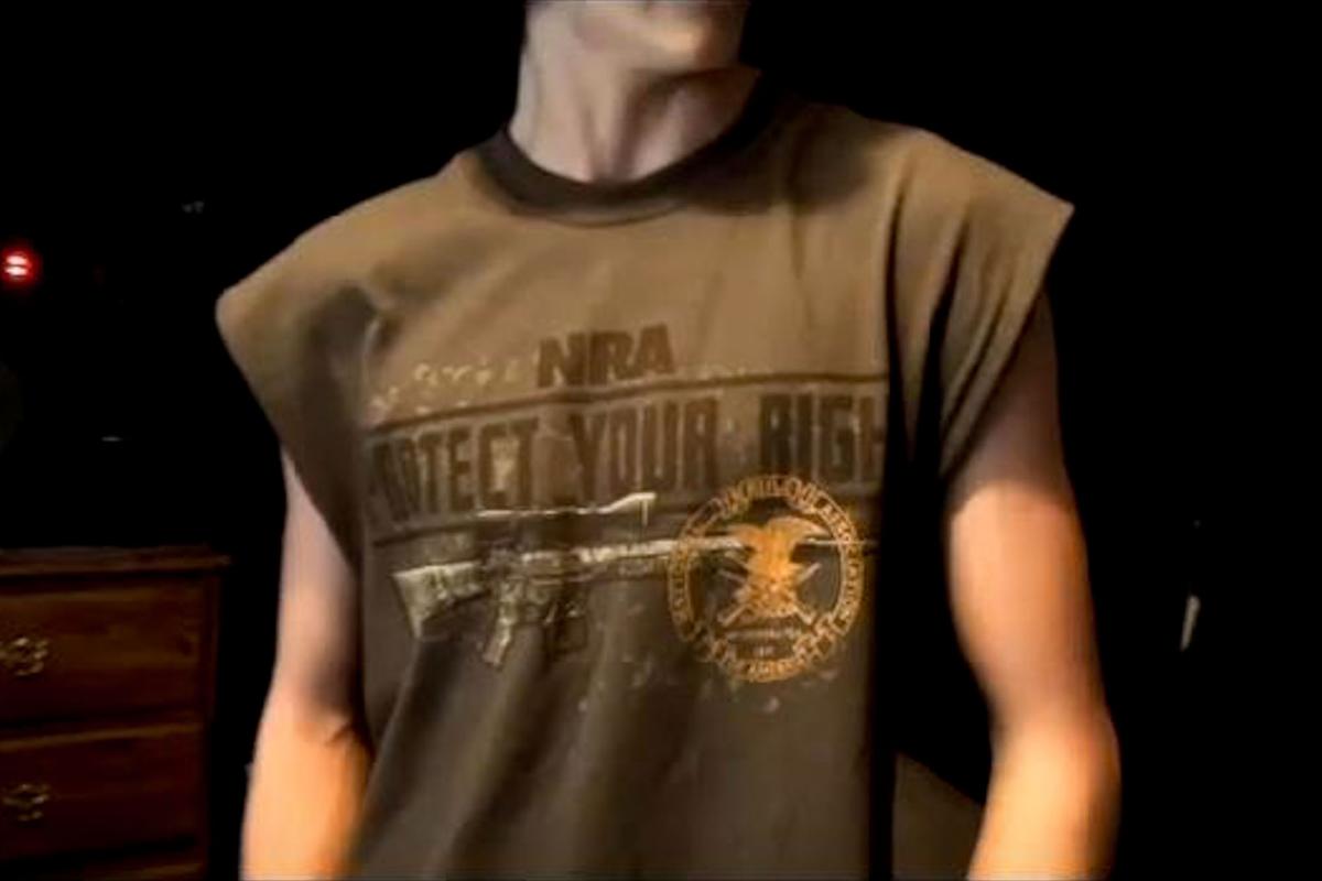 8th Grader Gun T-Shirt Arrest: Boy Wears NRA T-Shirt