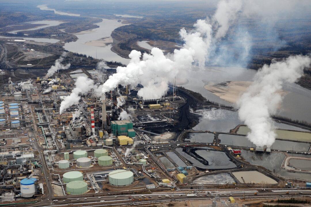Ottawa, Alberta Launch ‘World-class’ Oil Sands Monitoring Portal