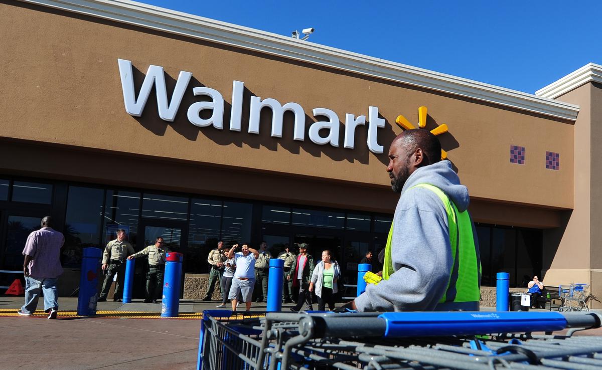 Wal-Mart Not Immune to Slumping Sales