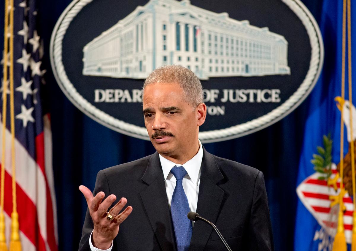 Holder Says He Wasn’t Involved in AP Record Probe