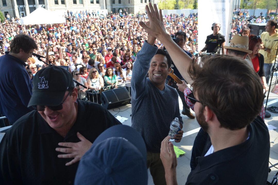 ‘The Office’ Parade in Scranton: City Laughs at Itself