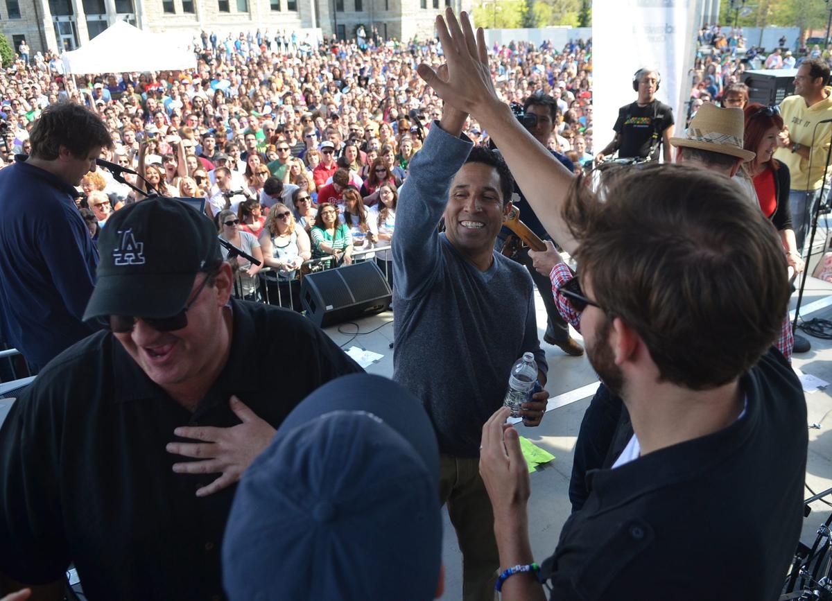 ‘The Office’ Parade in Scranton: City Laughs at Itself