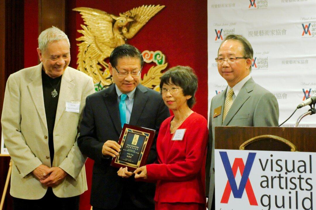 California Legislator Honored With Environmentalist Award