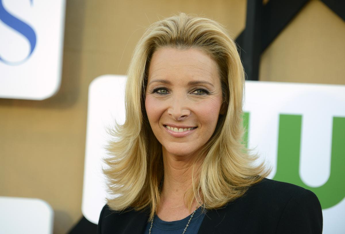 Lisa Kudrow Says ‘Friends’ Cast Still Earns Millions Annually in Residuals Decades After Finale