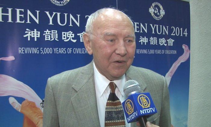 Shen Yun Is Remarkable, Says Former Executive