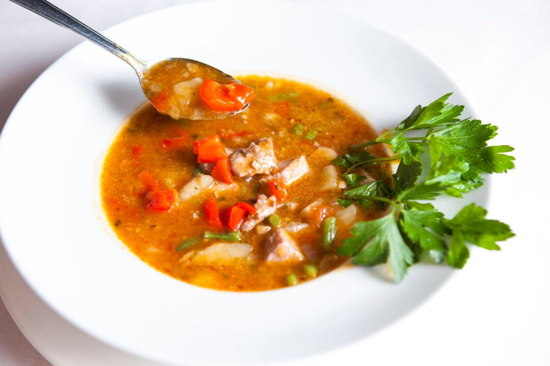 Recipe: Basque Tuna Stew With Peppers and Potatoes