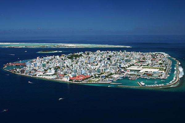 Maldives Says China is Building Projects at Inflated Prices