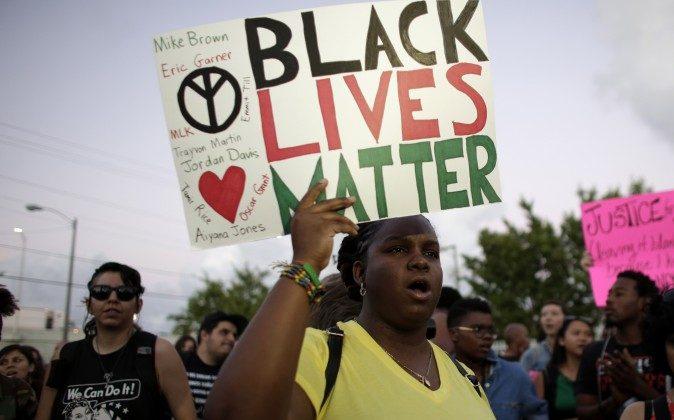 Democrats Acknowledge Black Lives Matter During Debate