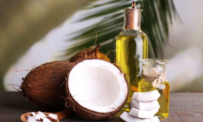 Why I Stopped Using Coconut Oil on My Face