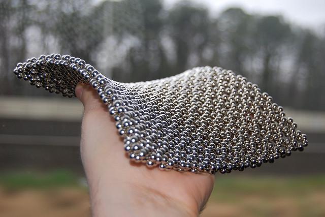 Magnetic Fields Can Control Heat and Sound