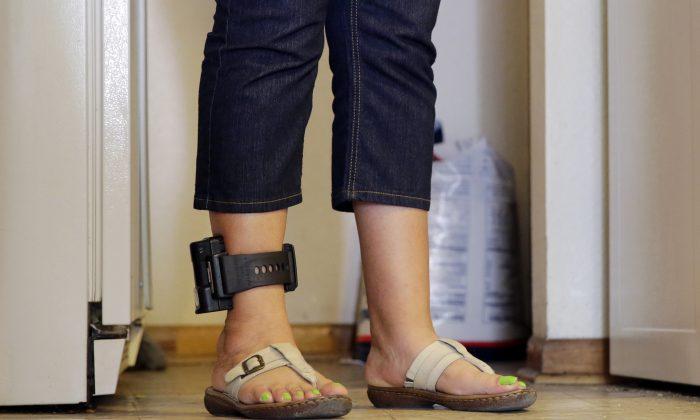 ICE Contractor Falsely Reported Big Increase in Ankle Monitors on Illegal Immigrants: Report