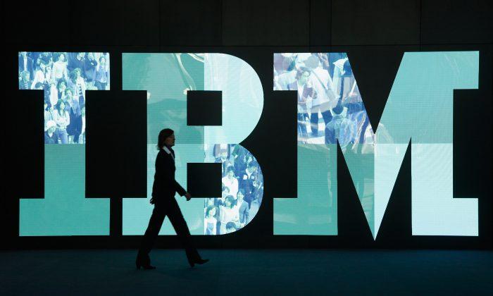 What Wal-Mart’s and IBM’s Troubles Really Tell Us About the US Economy