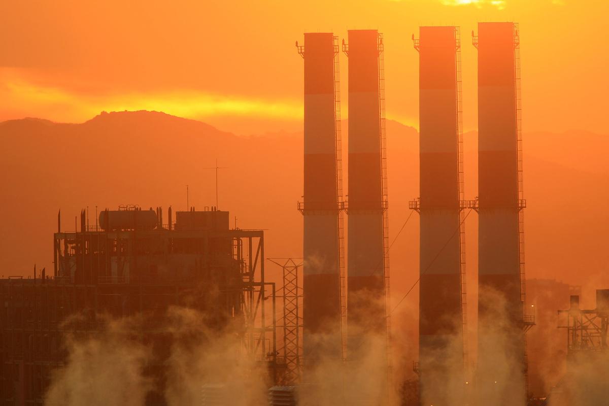 California Bill Would Ask Big Companies to Report Emissions Yearly