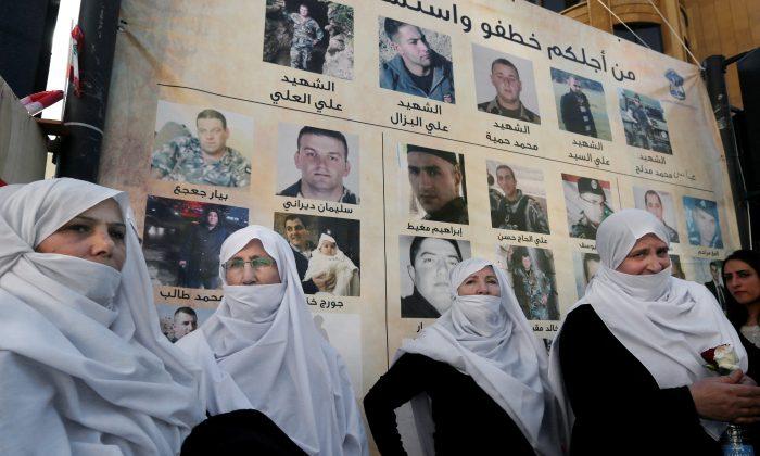 Syria’s Al-Qaida Branch Releases Captive Lebanese Soldiers