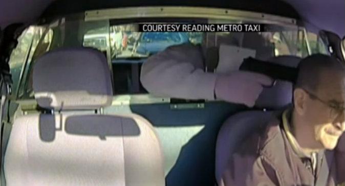 Reading, Pennsylvania: Video Shows Man Attempting to Rob Cab Driver With Police Car Behind Him
