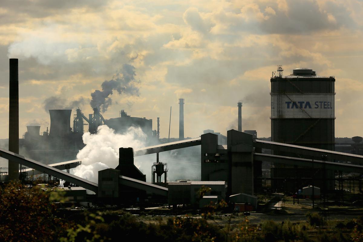 Mass Job Cuts Loom As UK’s Largest Steelworks Embarks On Decarbonization Plan