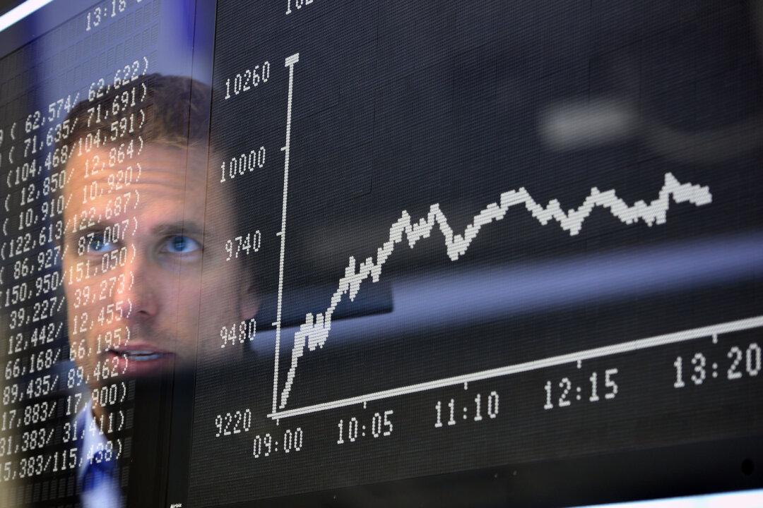 German Chancellor Calls for Pan-European Stock Exchange to Boost EU Competitiveness