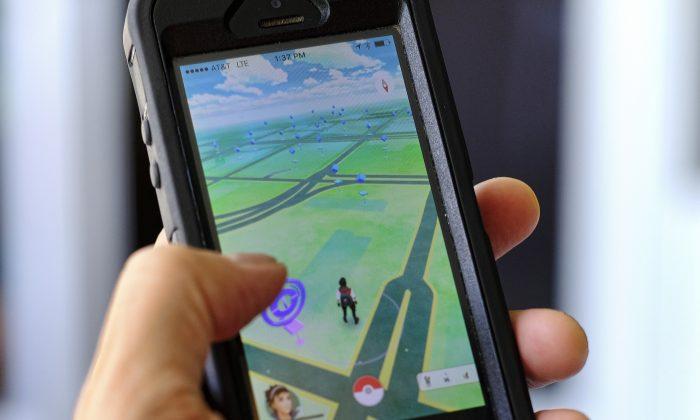 Two California Men Fall Off Cliff While Playing Pokémon Go