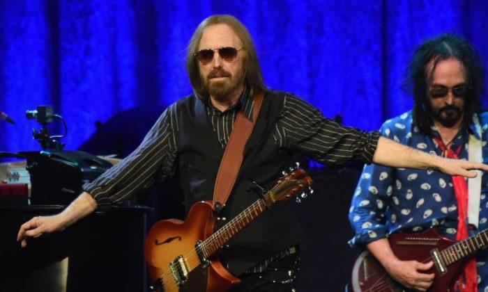 Tom Petty’s Widow in Legal Battle With Two Daughters, Says Report