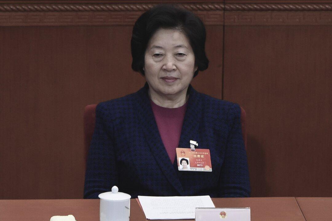 Chinese Regime’s Vice Premier Visits COVID-19 Stricken Dalian; Residents Say It’s for Show