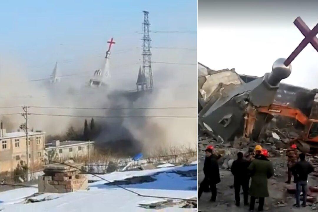 Chinese Christians Mourn as Police Demolish Major Underground Church