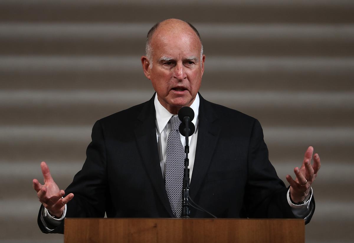California Gov. Jerry Brown speaks during a Celebration of Life Service held for the late San Francisco Mayor Ed Lee on December 17, 2017 in San Francisco, California. (Justin Sullivan/Getty Images)