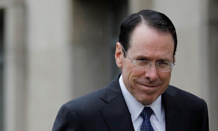 AT&T CEO Stephenson Says Time Warner Deal Needed in Content-Dependent World