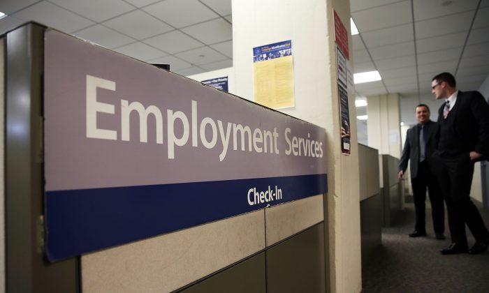 New York Jobless Claims Surge Amid Broader Labor Market Strength