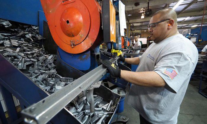 Manufacturing Sector Faces Challenges From Workforce Shortage