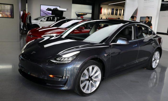 Consumer Reports to Retest Tesla Model 3 After Brake Fix
