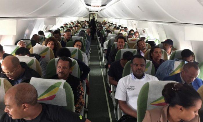 ‘Heartfelt Joy’ as First Ethiopia-Eritrea Flight in 20 Years Seals Peace Deal