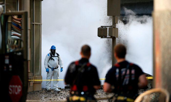 Asbestos From Manhattan Steam Pipe Blast Forces Evacuations