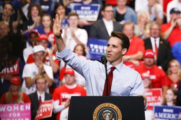 GOP Senate candidate Josh Hawley at a Make America Great Again rally in Springfield, Mo., Sept. 21, 2018. (Charlotte Cuthbertson/The Epoch Times)