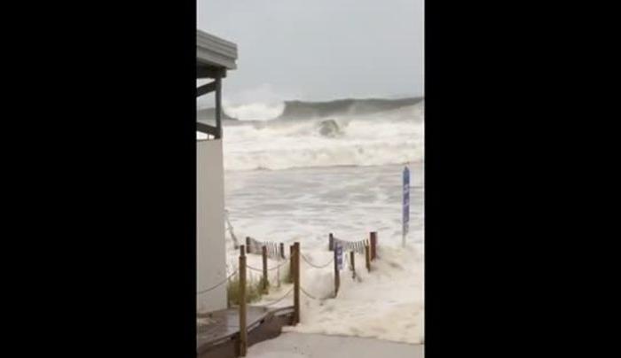 Watch: Hurricane Michael’s Storm Surge Hits Destin Beach, Florida