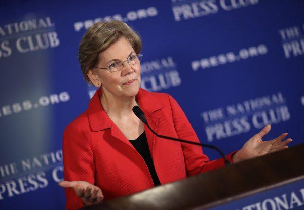 Sen. Elizabeth Warren (D-Mass.) speaks at the National Press Club in Washington, D.C., on Aug. 21, 2018. (Win McNamee/Getty Images)