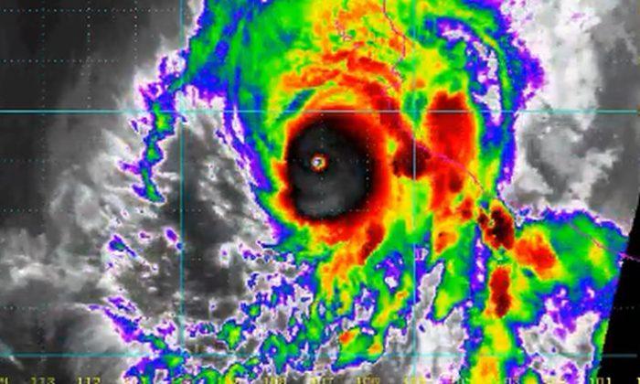 Hurricane Willa Latest: ‘Extremely Dangerous’ Storm Tracking to Mexico