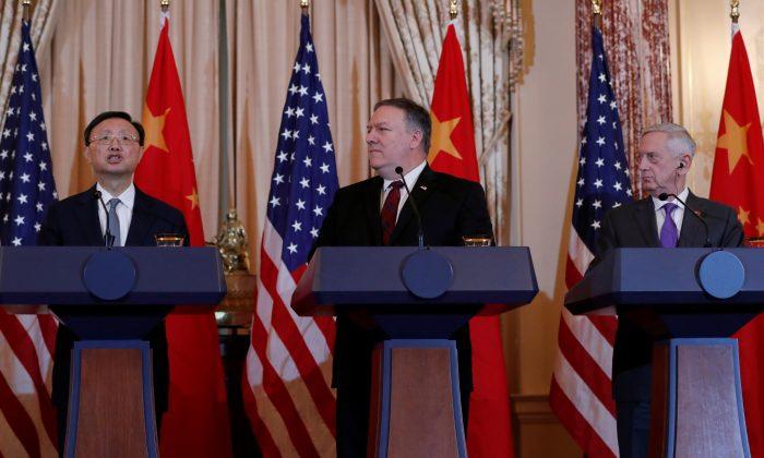 In High-Level Talks, US Presses China to Halt Militarization of South China Sea