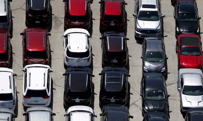 China to Halt Additional Tariffs on US-Made Cars Amid Trade War Truce