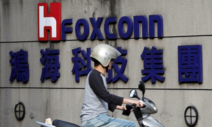 Exclusive: Foxconn Is Set to Begin Assembling Top-End Apple iPhones in India in 2019
