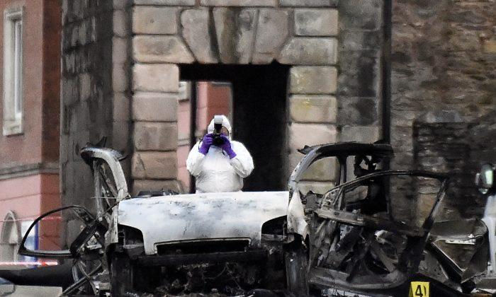Police Link Northern Ireland Car Bomb to New IRA and Say Was ‘Attempt to Kill People’