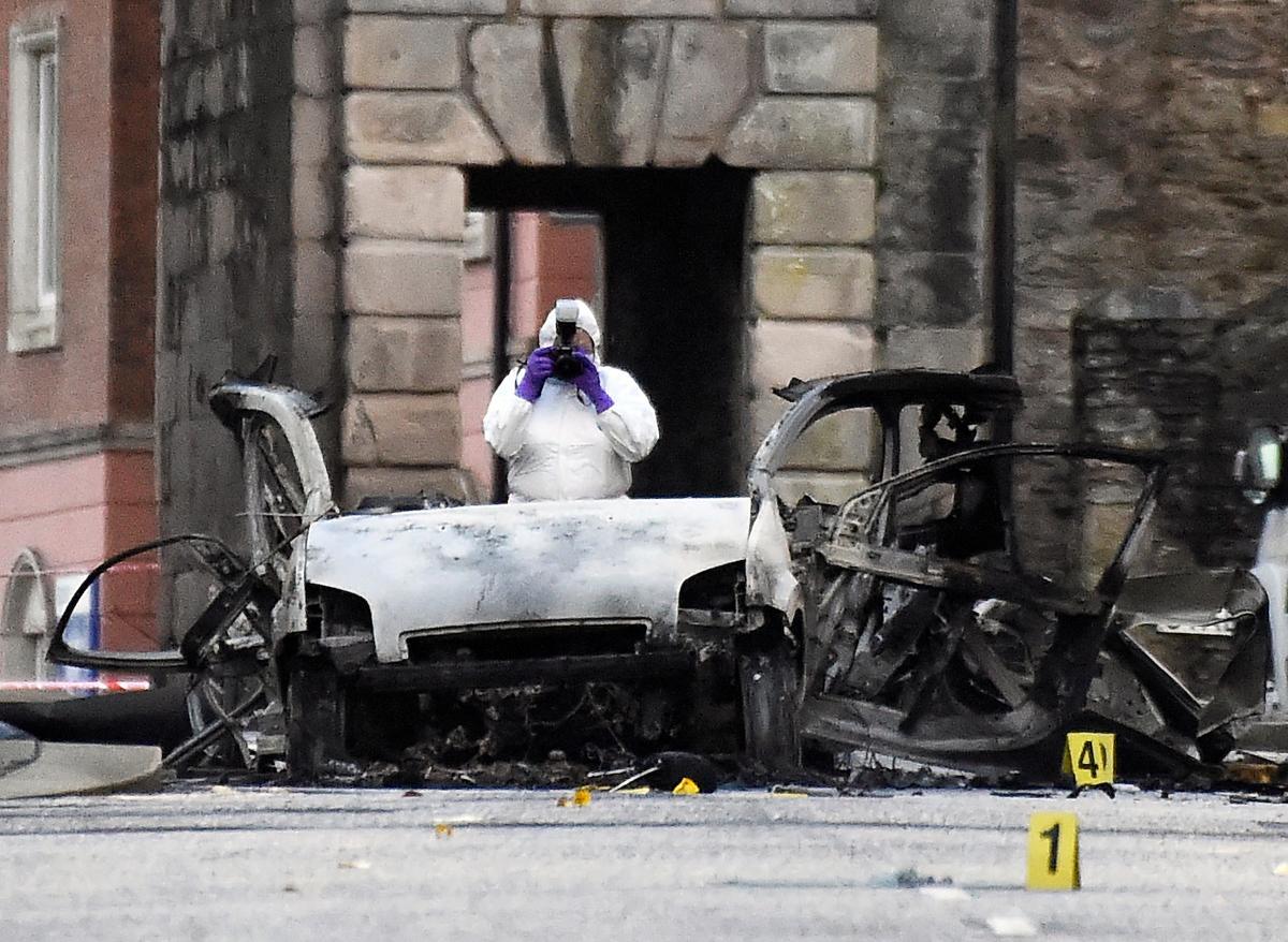 Police Link Northern Ireland Car Bomb to New IRA and Say Was ‘Attempt to Kill People’